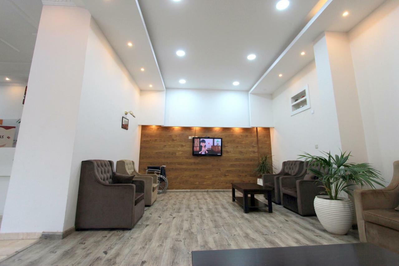 Al Qaswaa Furnished Apartements Aparthotel