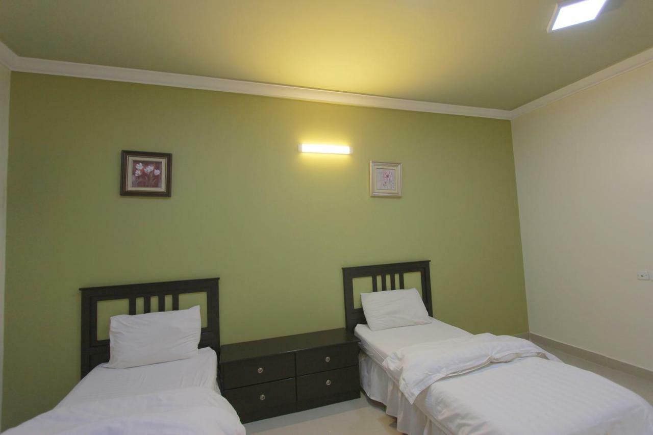 Al Qaswaa Furnished Apartements *