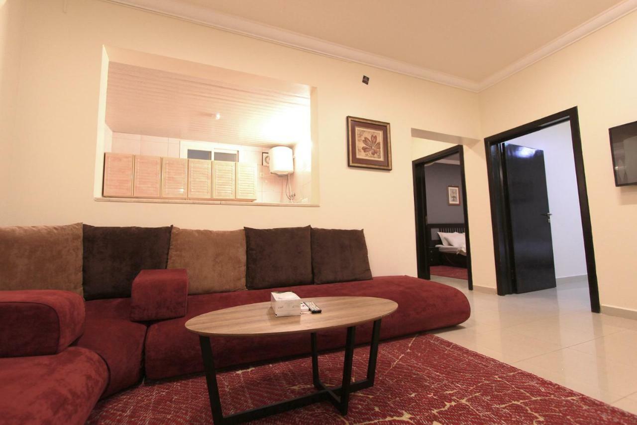 Al Qaswaa Furnished Apartements Aparthotel
